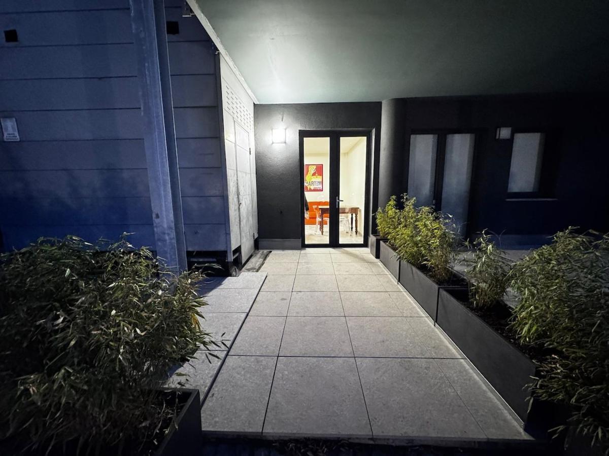 Apartment Bilocale Con Patio Privato Turin